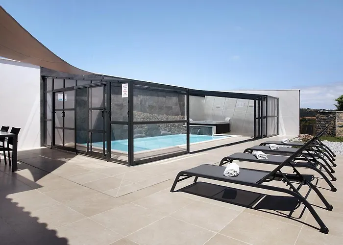 Villa Flor Rosa Piscina E Jacuzzi *